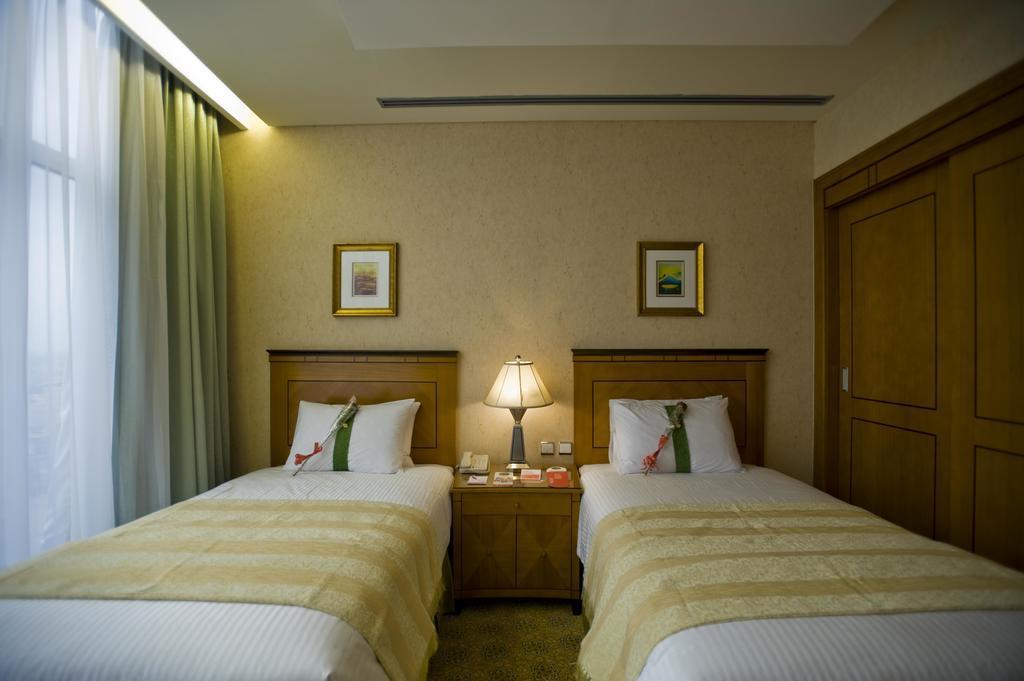 Eastyard Khobar Hotel - Formerly Ramada By Wyndham Khobar Esterno foto