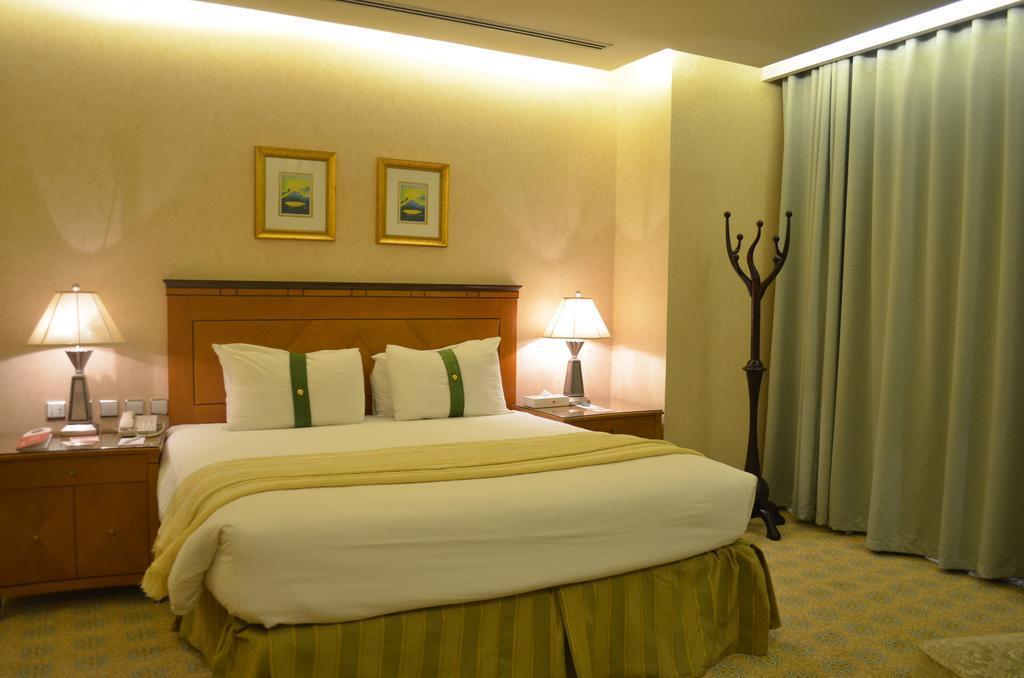 Eastyard Khobar Hotel - Formerly Ramada By Wyndham Khobar Esterno foto