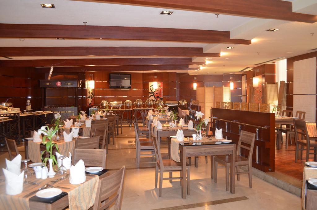 Eastyard Khobar Hotel - Formerly Ramada By Wyndham Khobar Esterno foto