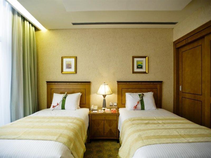 Eastyard Khobar Hotel - Formerly Ramada By Wyndham Khobar Esterno foto