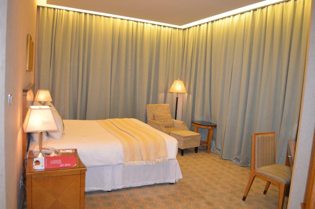 Eastyard Khobar Hotel - Formerly Ramada By Wyndham Khobar Esterno foto