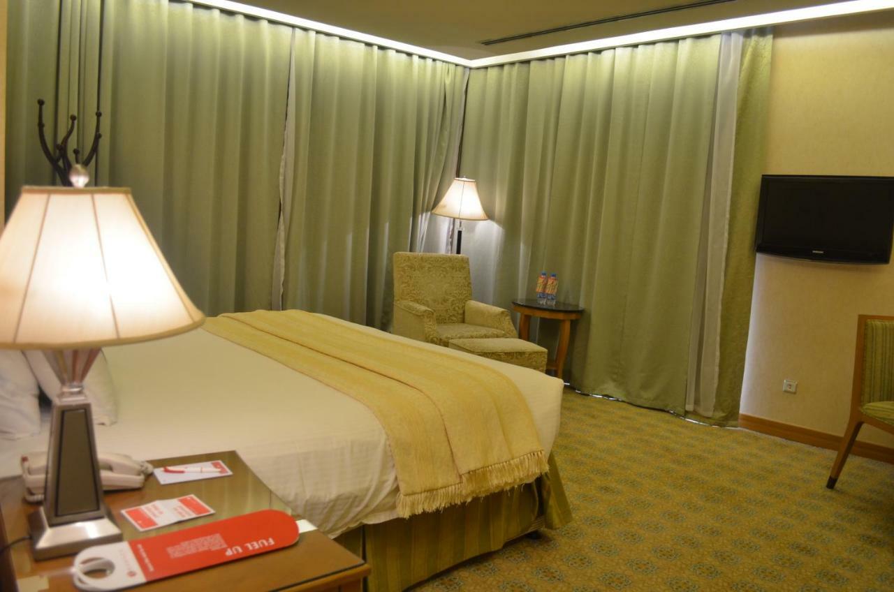 Eastyard Khobar Hotel - Formerly Ramada By Wyndham Khobar Esterno foto